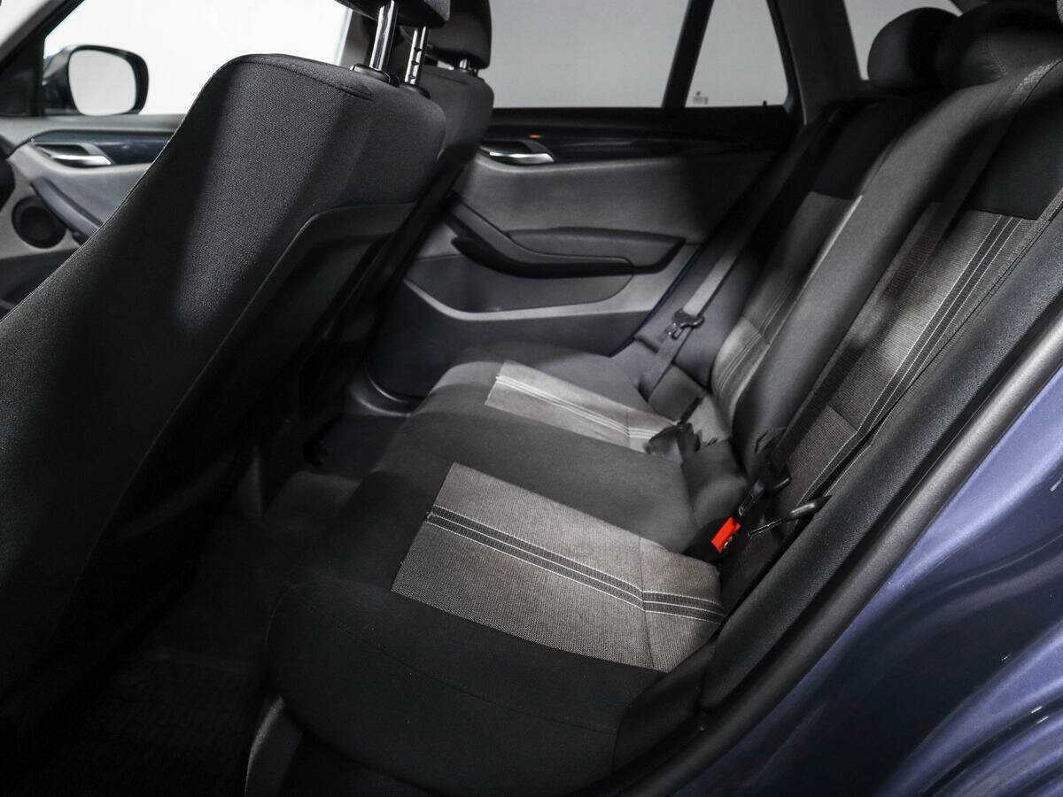 BMW X1 18i, 2012 Фото №9