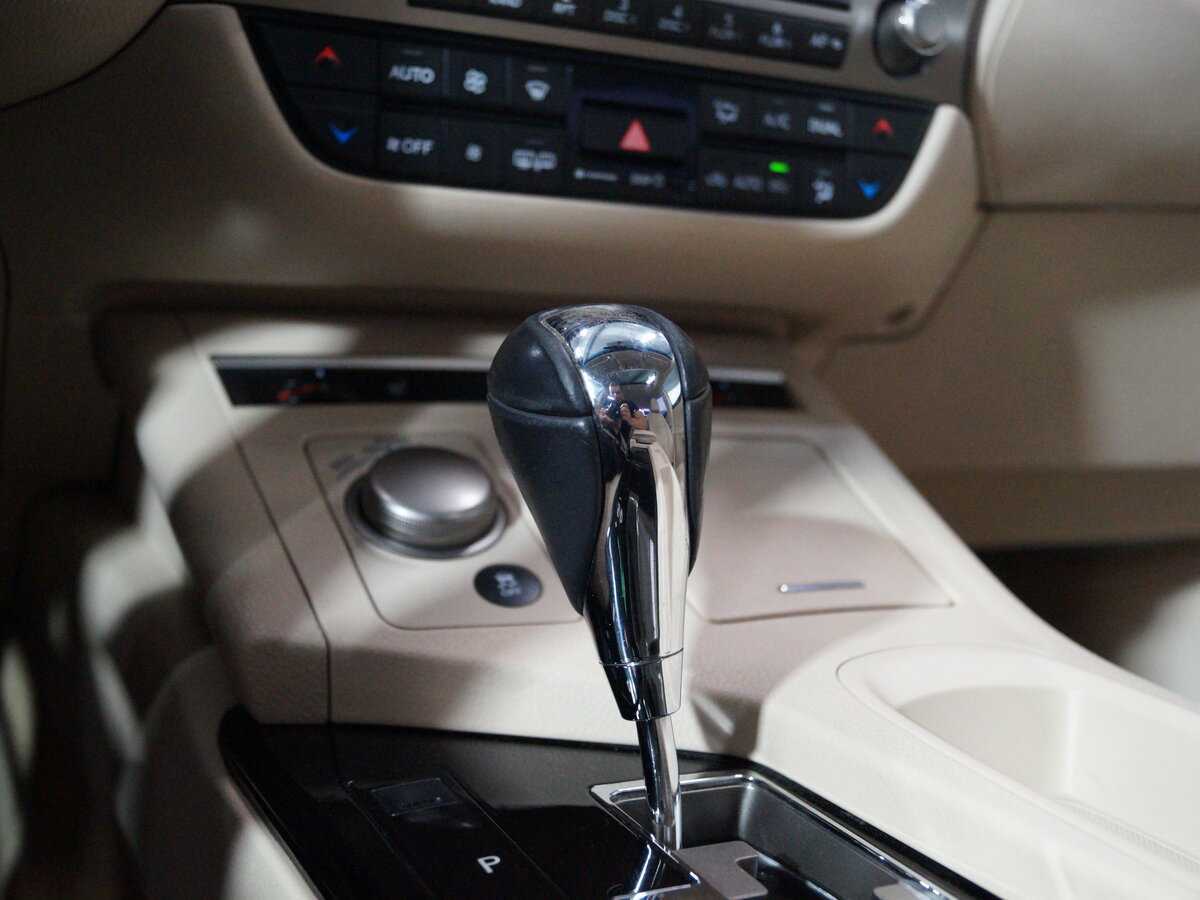 Lexus ES 250, 2012 Фото №21