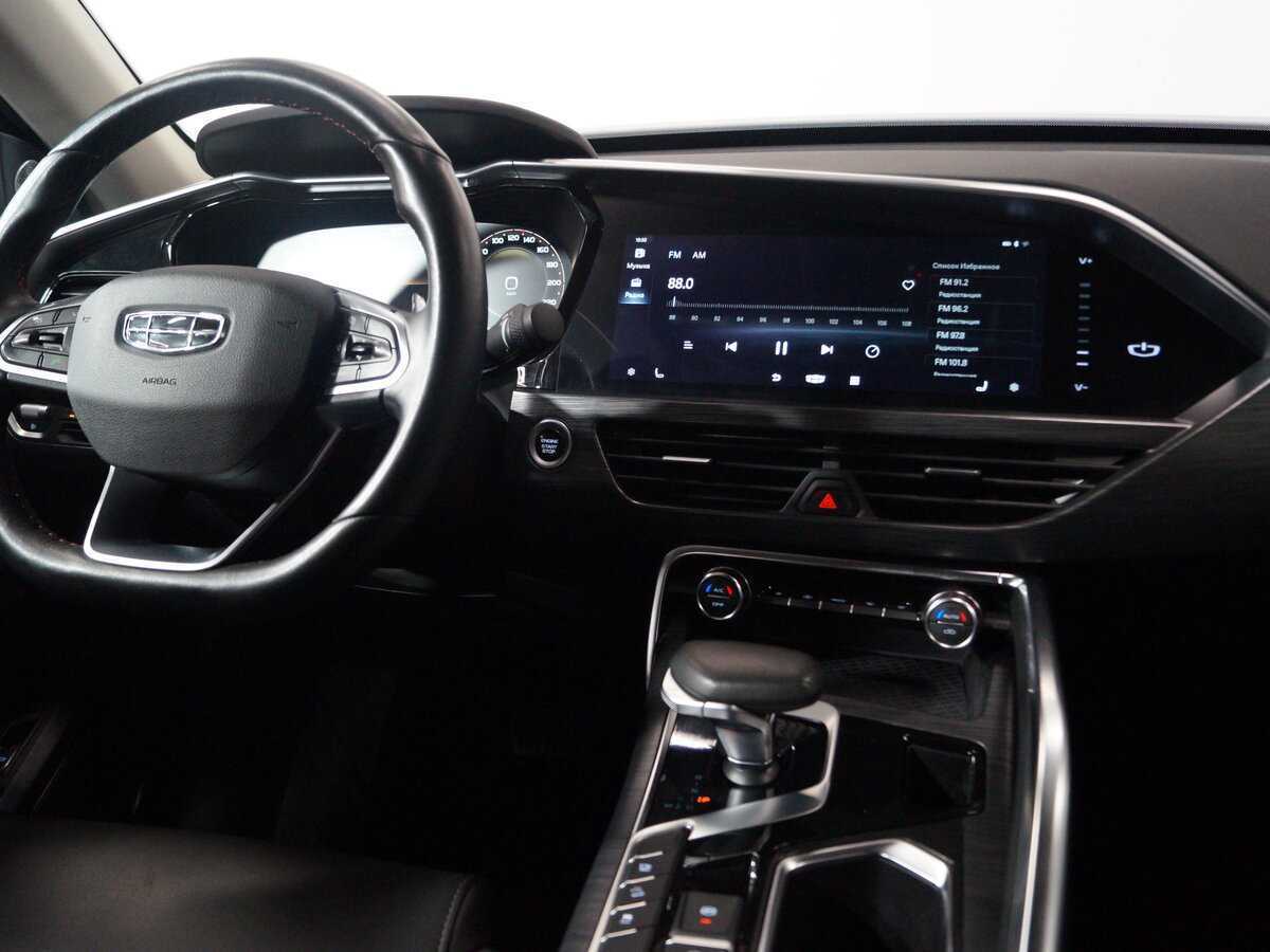 Geely Tugella, 2021 Фото №12