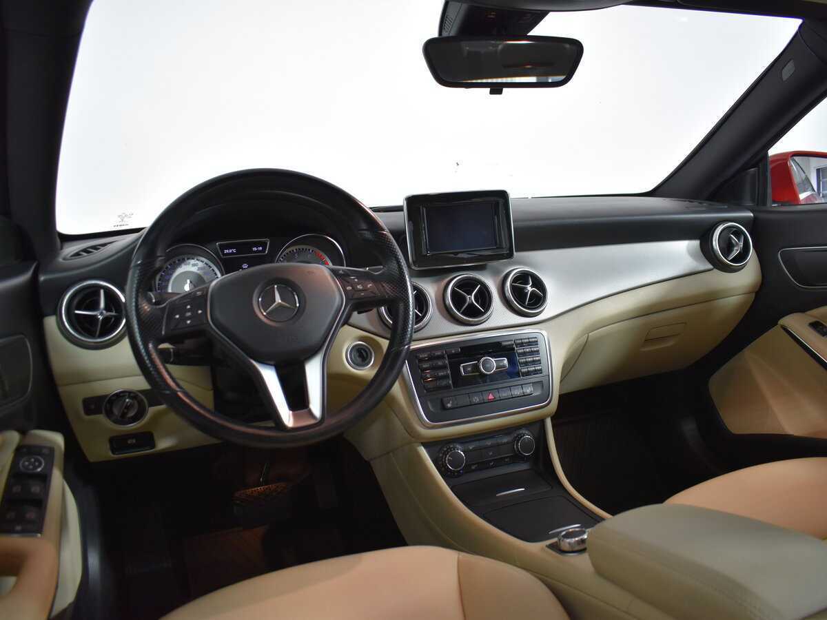 Mercedes-Benz CLA 200, 2013 Фото №11