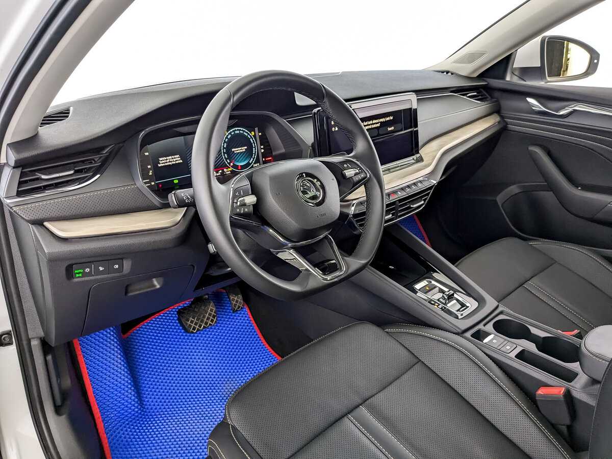Skoda Octavia, 2023 Фото №14