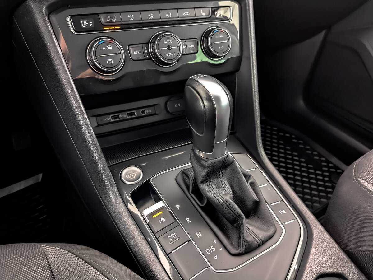 Volkswagen Tiguan, 2019 Фото №23