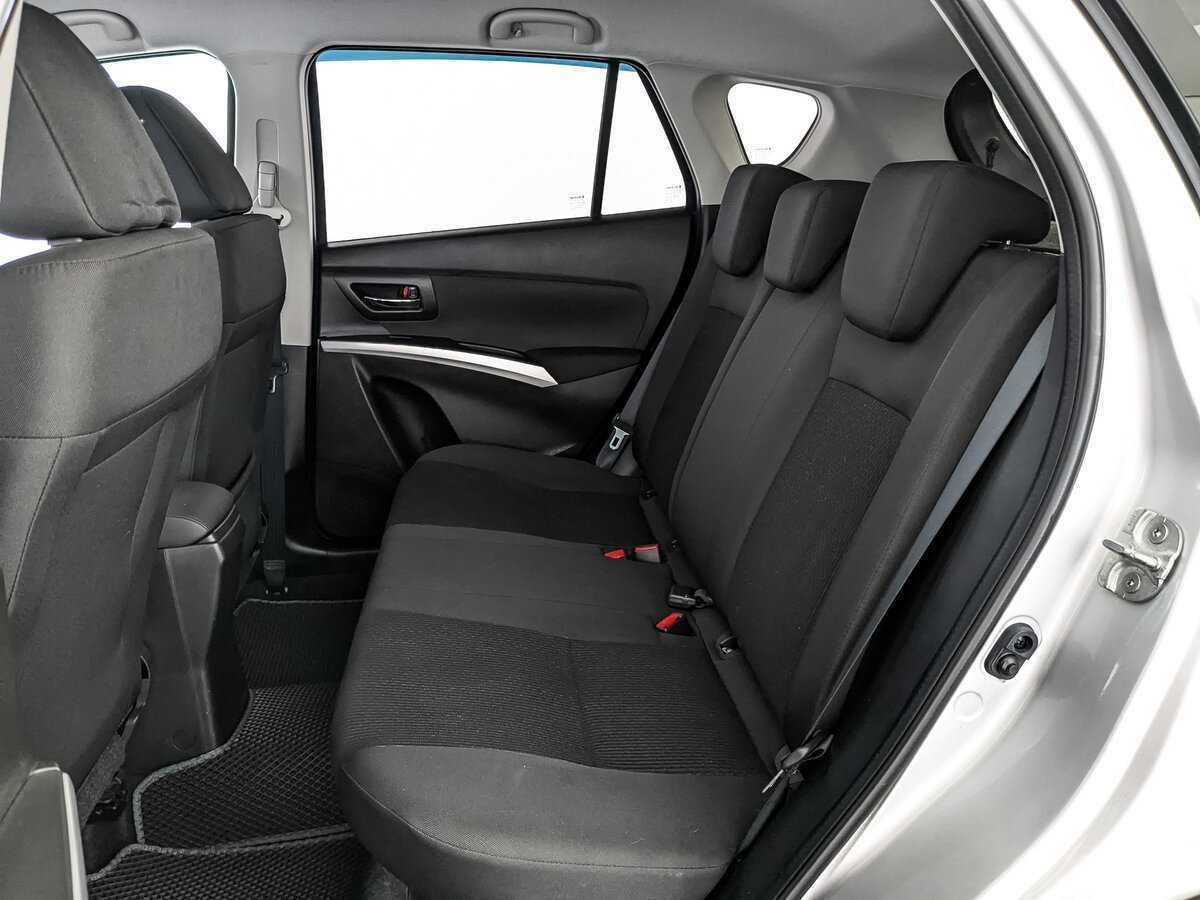 Suzuki SX4, 2018 Фото №14