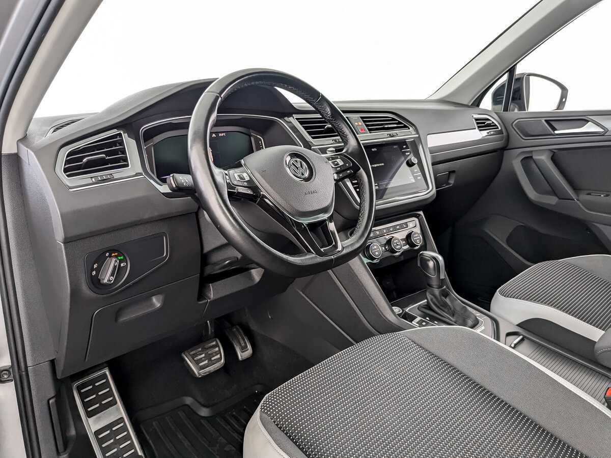 Volkswagen Tiguan, 2020 Фото №14