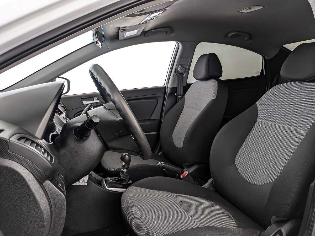 Hyundai Solaris, 2014 Фото №16