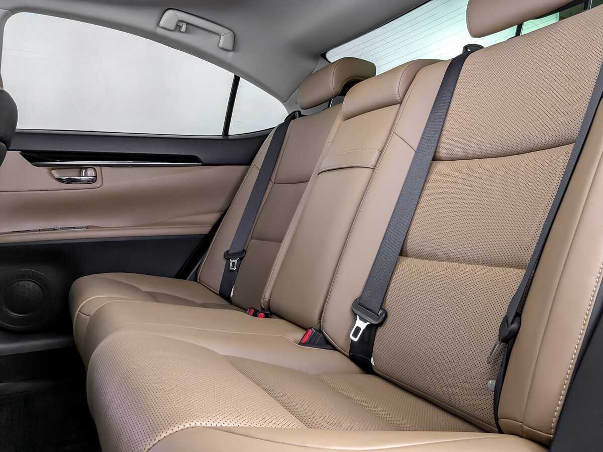 Lexus ES 200, 2017 Фото №10