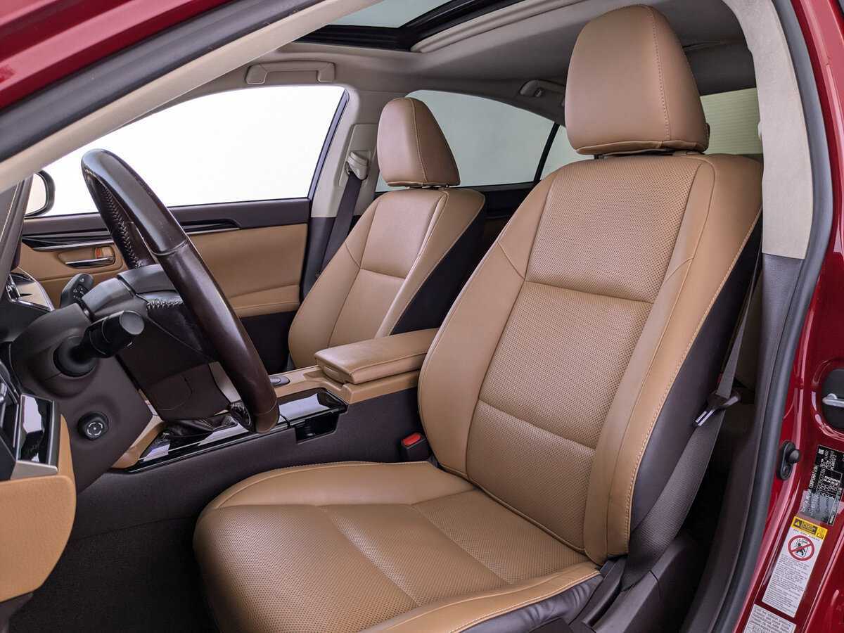 Lexus ES 200, 2017 Фото №16