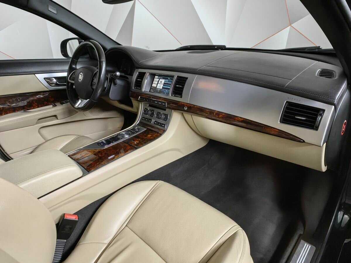 Jaguar XF, 2013 Фото №9