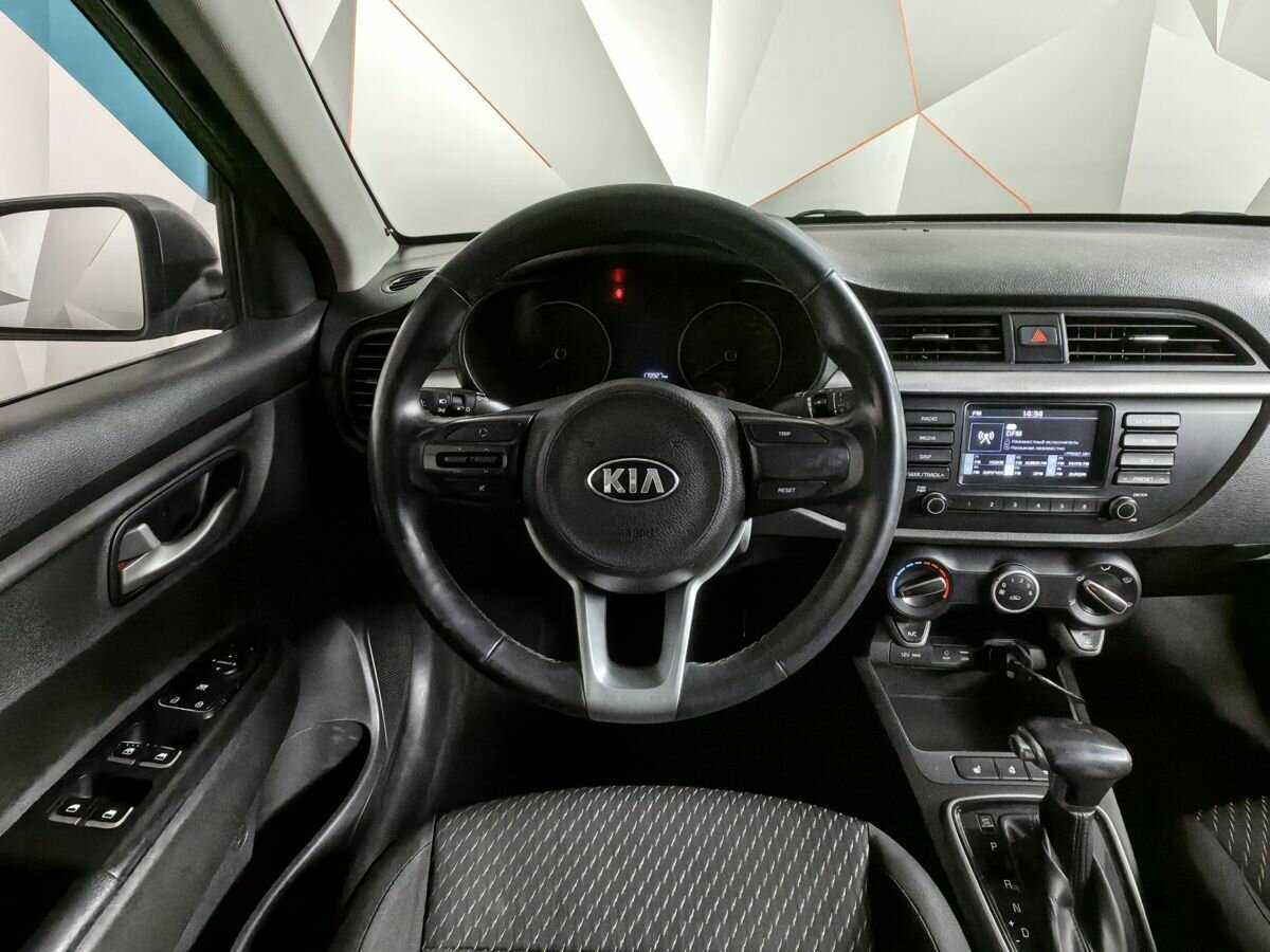 Kia Rio, 2018 Фото №15