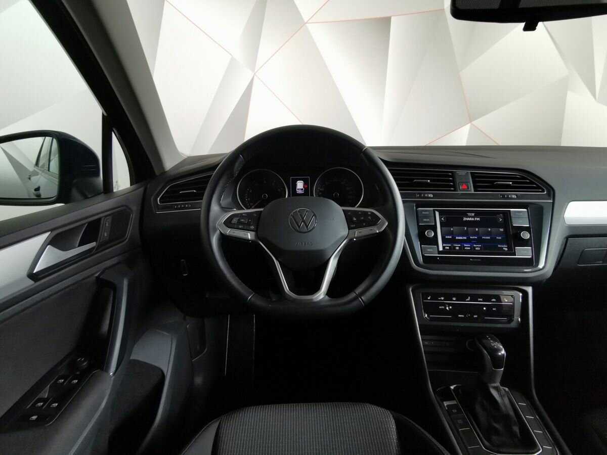 Volkswagen Tiguan, 2021 Фото №15