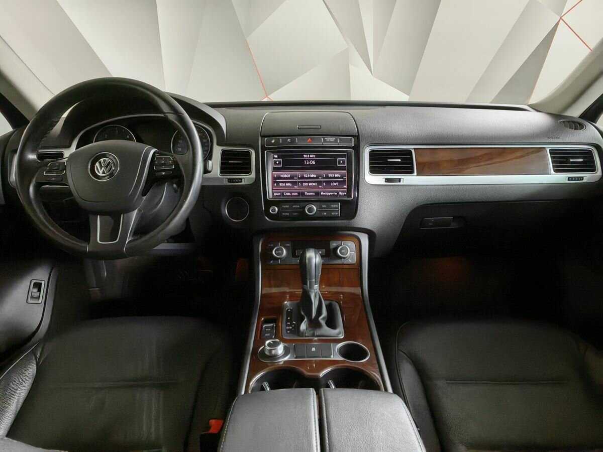 Volkswagen Touareg, 2017 Фото №10