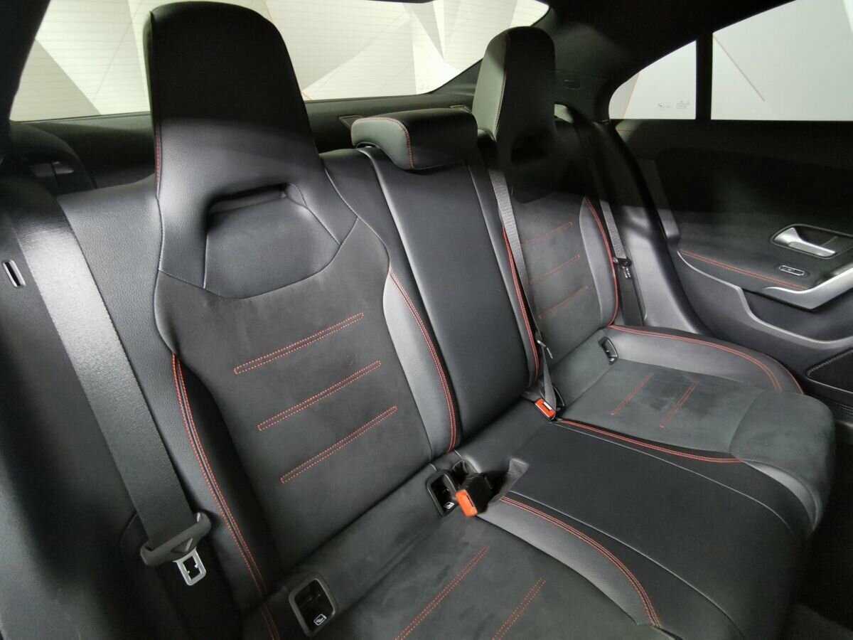Mercedes-Benz CLA 200, 2020 Фото №13