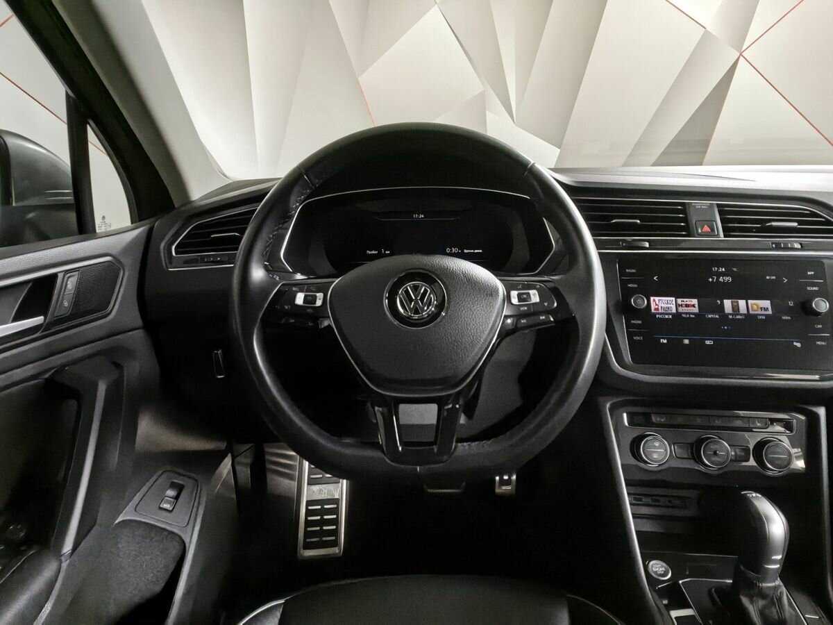 Volkswagen Tiguan, 2018 Фото №13
