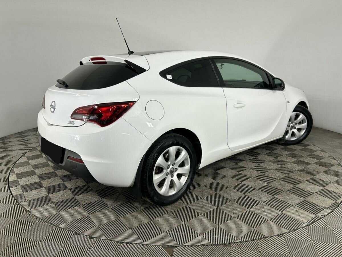 Opel Astra GTC, 2014 - 139 000 км. | Фото №6