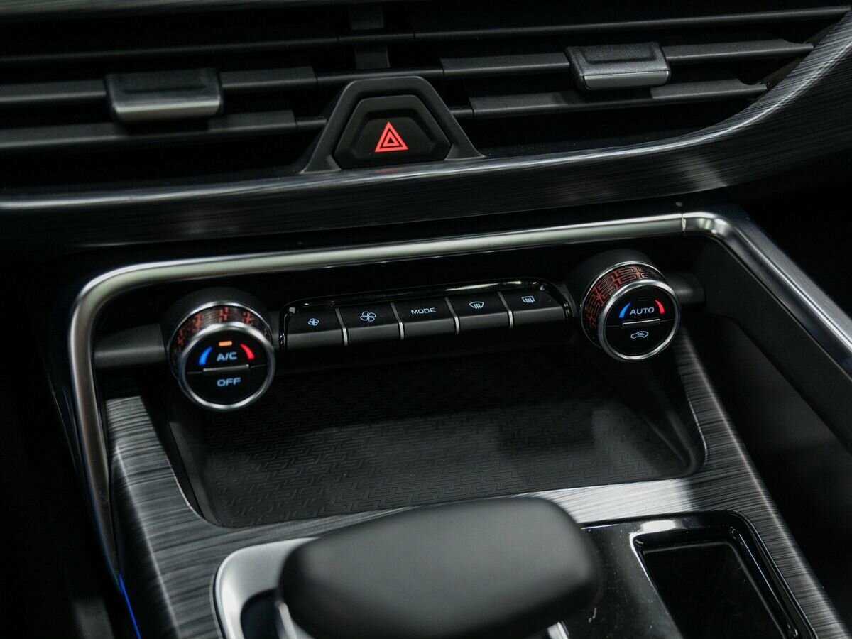 Geely Tugella, 2021 Фото №20