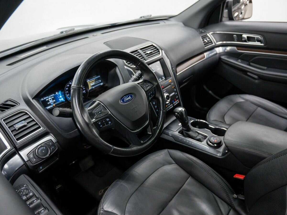 Ford Explorer, 2018 Фото №12