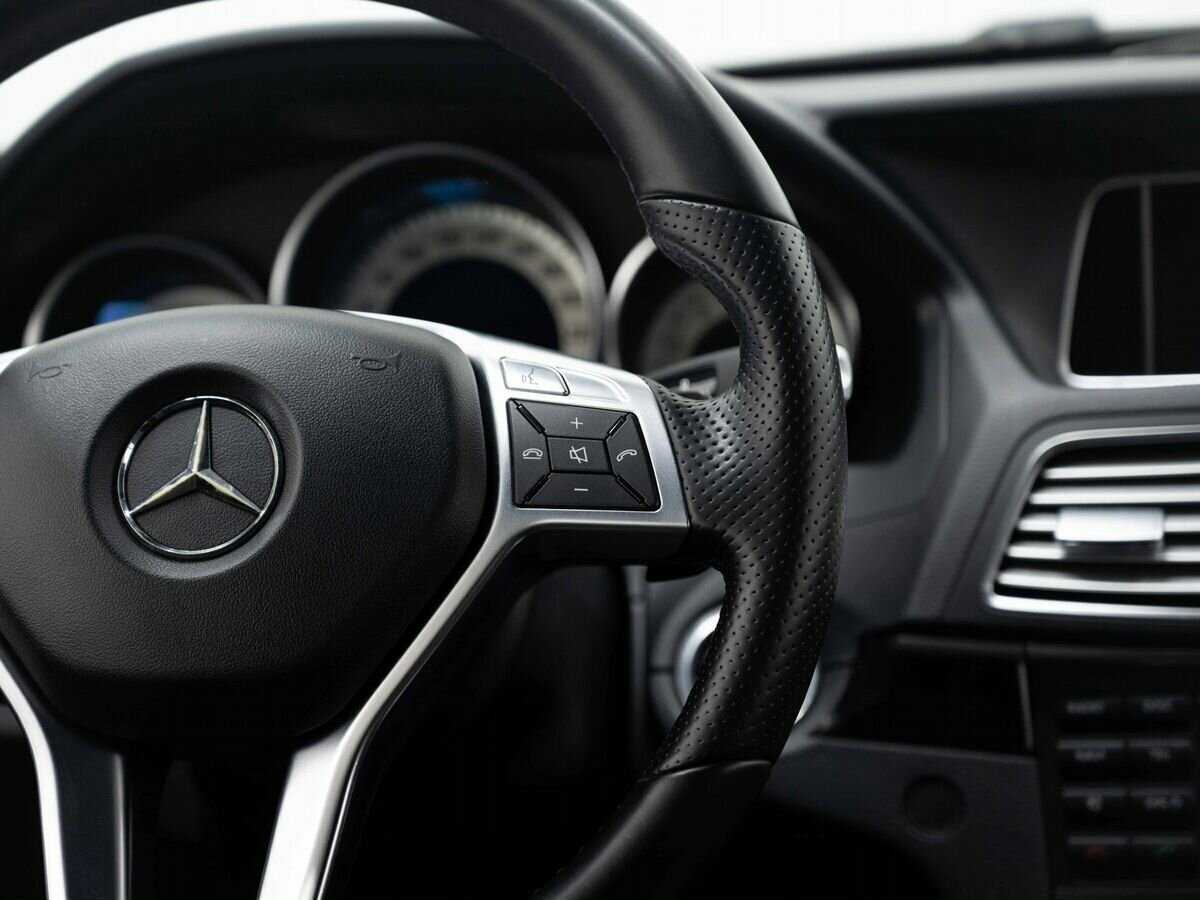 Mercedes-Benz E-Класс 200, 2013 Фото №14