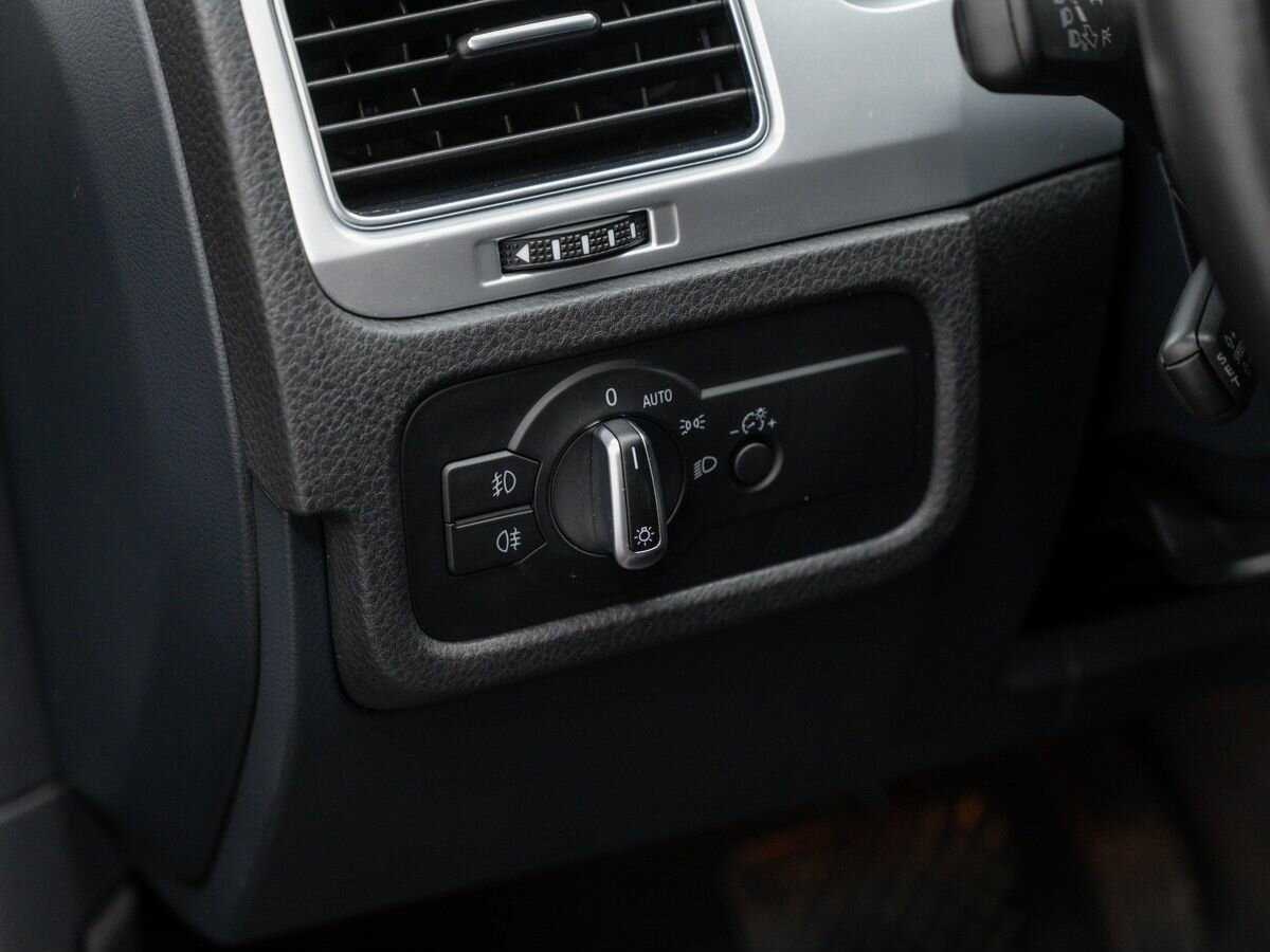 Volkswagen Touareg, 2016 Фото №17