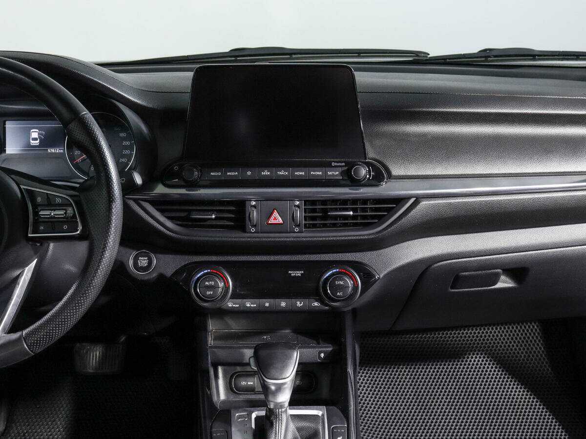 Kia Cerato, 2019 Фото №12