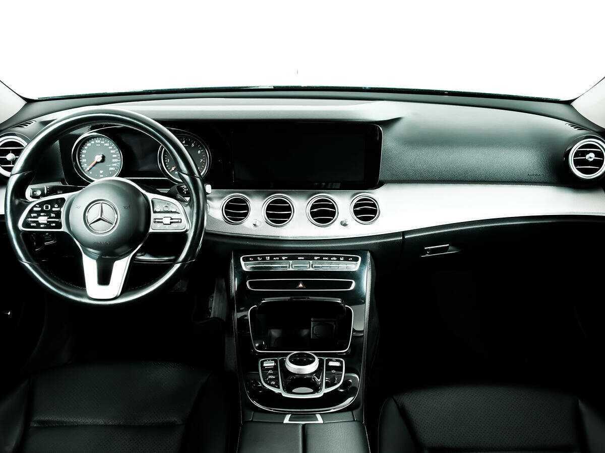 Mercedes-Benz E-Класс 200, 2019 Фото №11