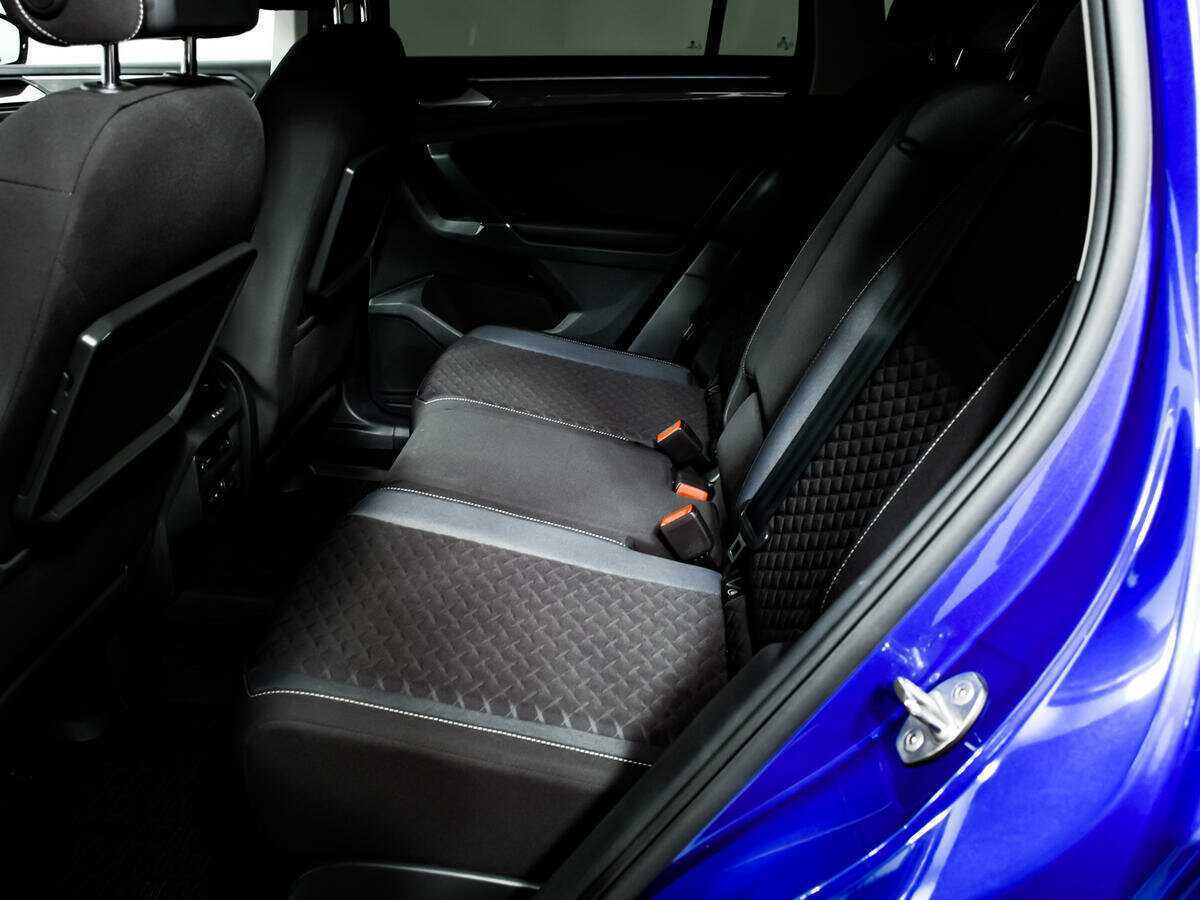 Volkswagen Tiguan, 2018 Фото №12