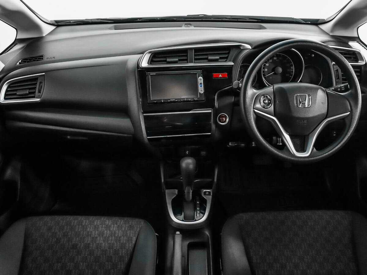 Honda Fit, 2015 Фото №11