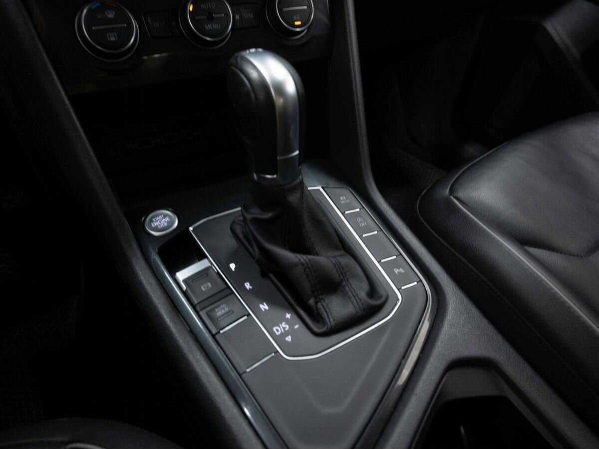 Volkswagen Tiguan, 2018 Фото №22
