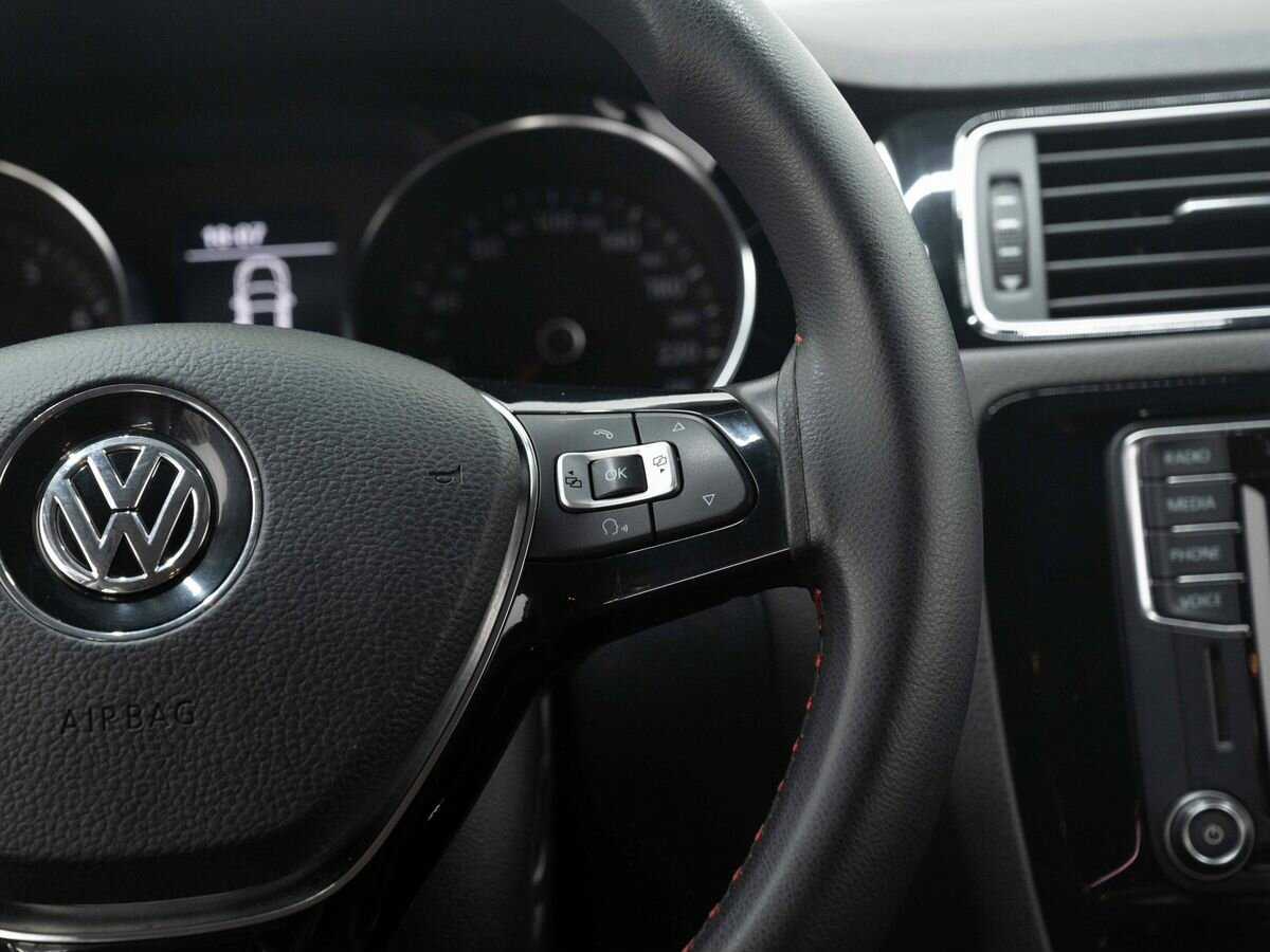 Volkswagen Jetta, 2016 Фото №16