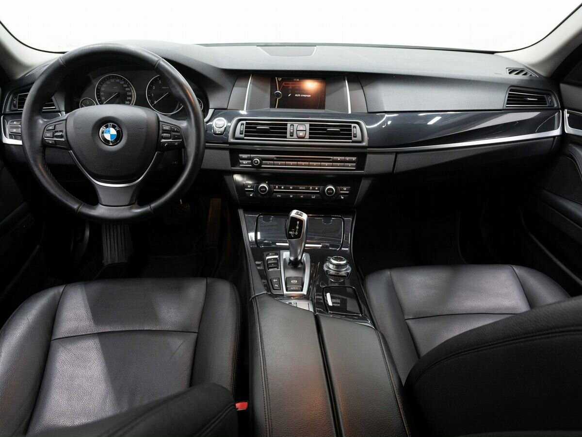 BMW 5 серии 528i xDrive, 2013 Фото №16