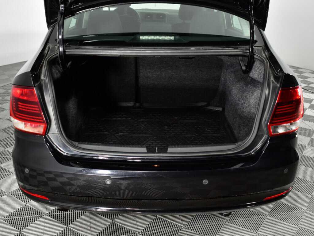 Volkswagen Polo, 2015 Фото №14