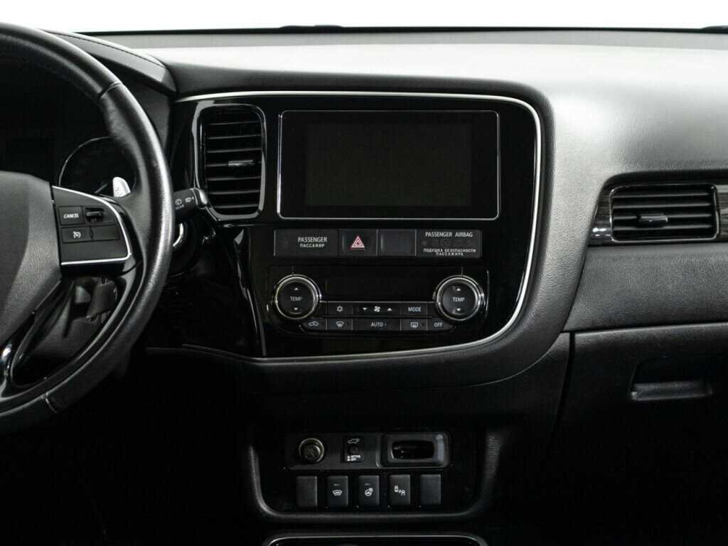 Mitsubishi Outlander, 2018 Фото №14
