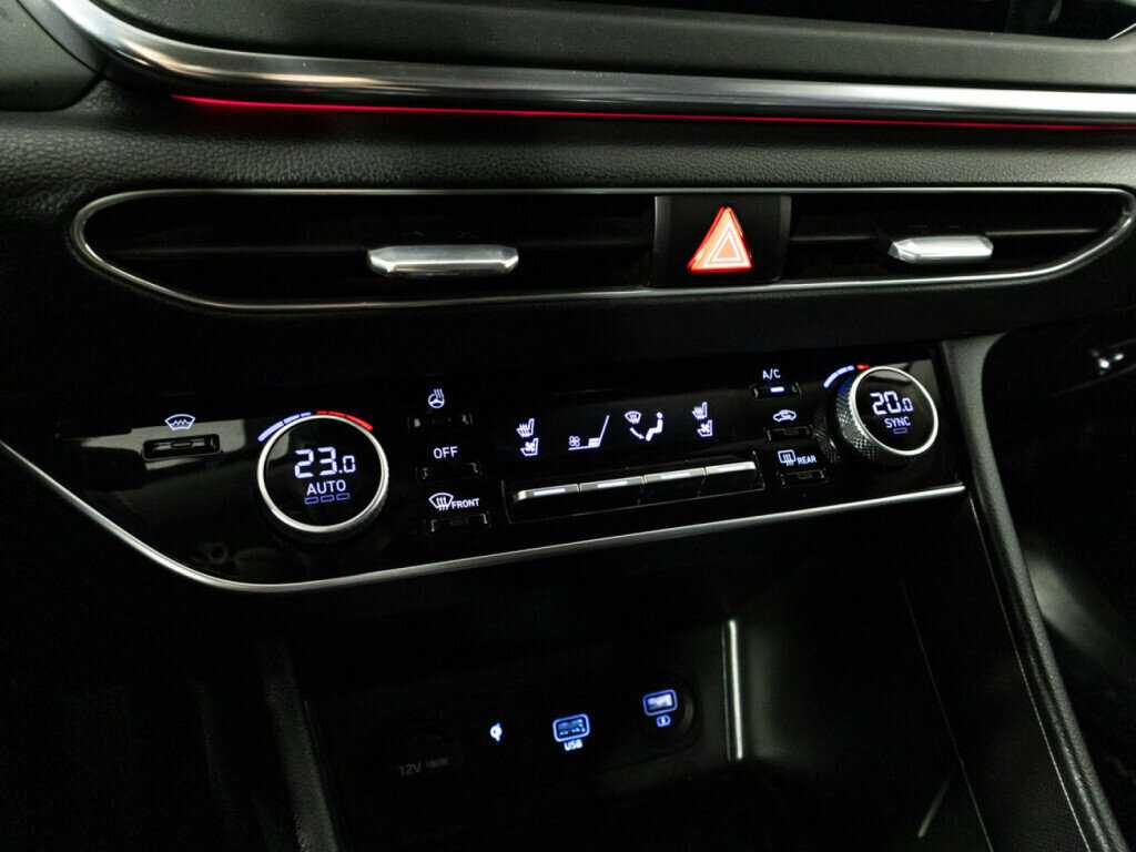 Hyundai Sonata, 2020 Фото №17