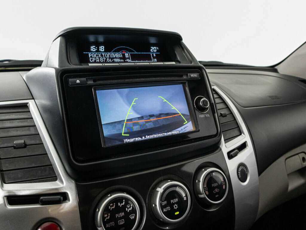 Mitsubishi Pajero Sport, 2014 Фото №15