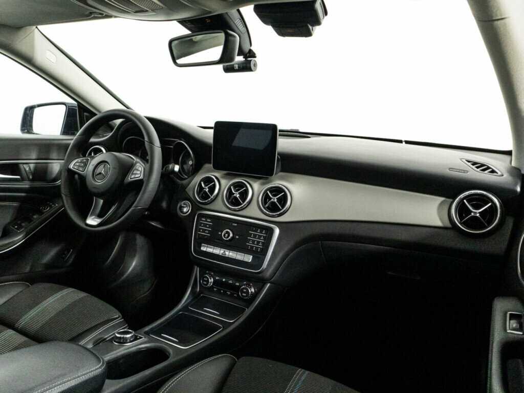Mercedes-Benz CLA 200, 2018 Фото №9
