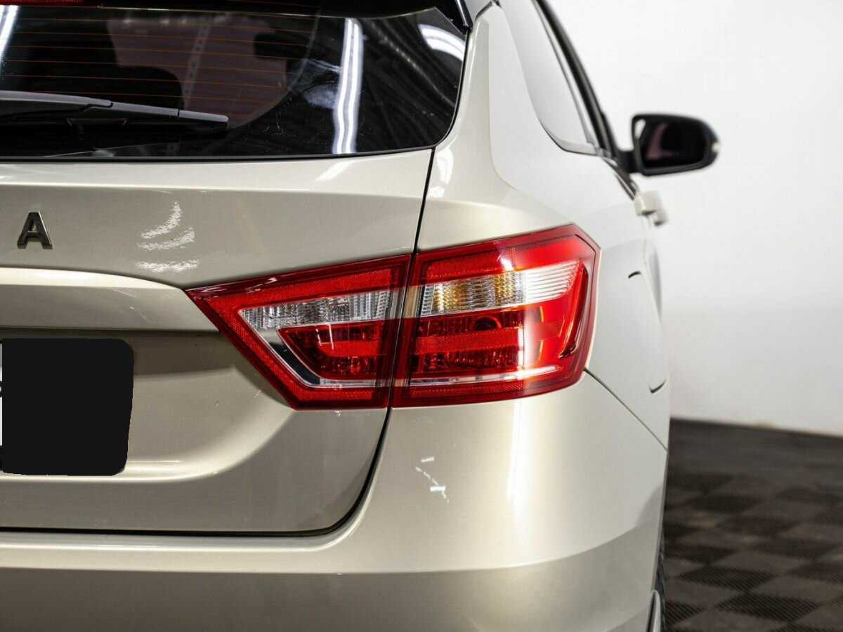 Lada (ВАЗ) Vesta SW, 2019 - 47 000 км. | Фото №7