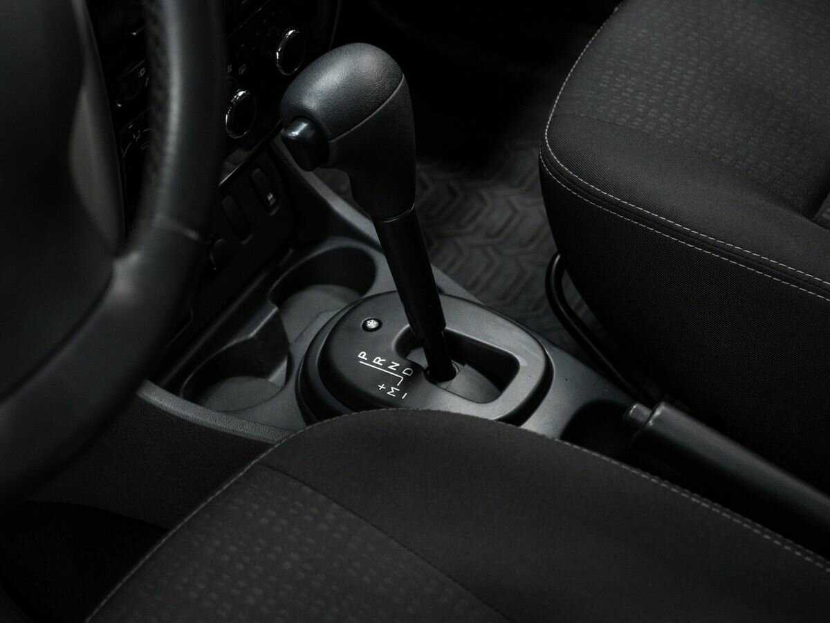 Nissan Terrano, 2015 Фото №17