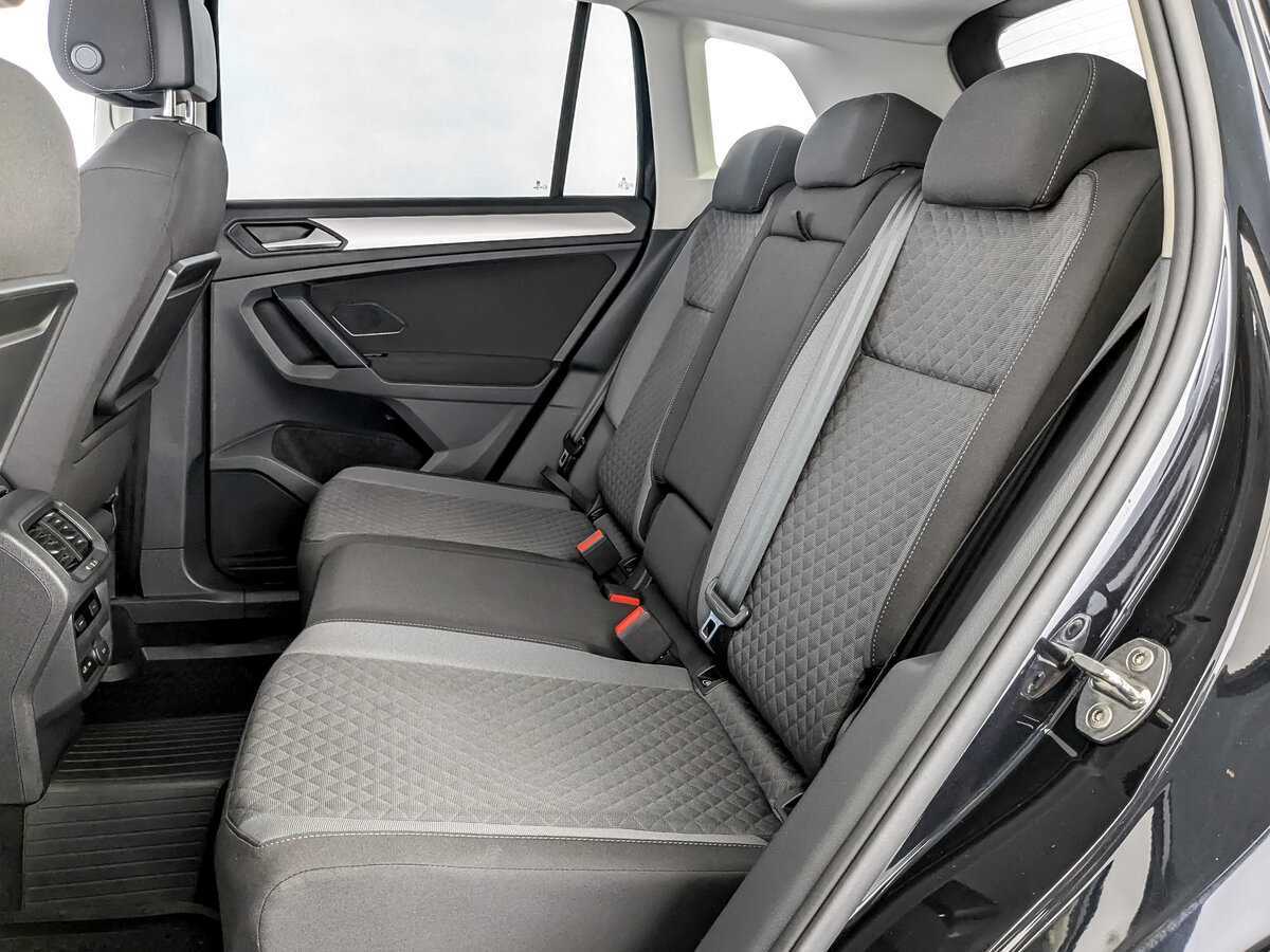 Volkswagen Tiguan, 2020 Фото №12