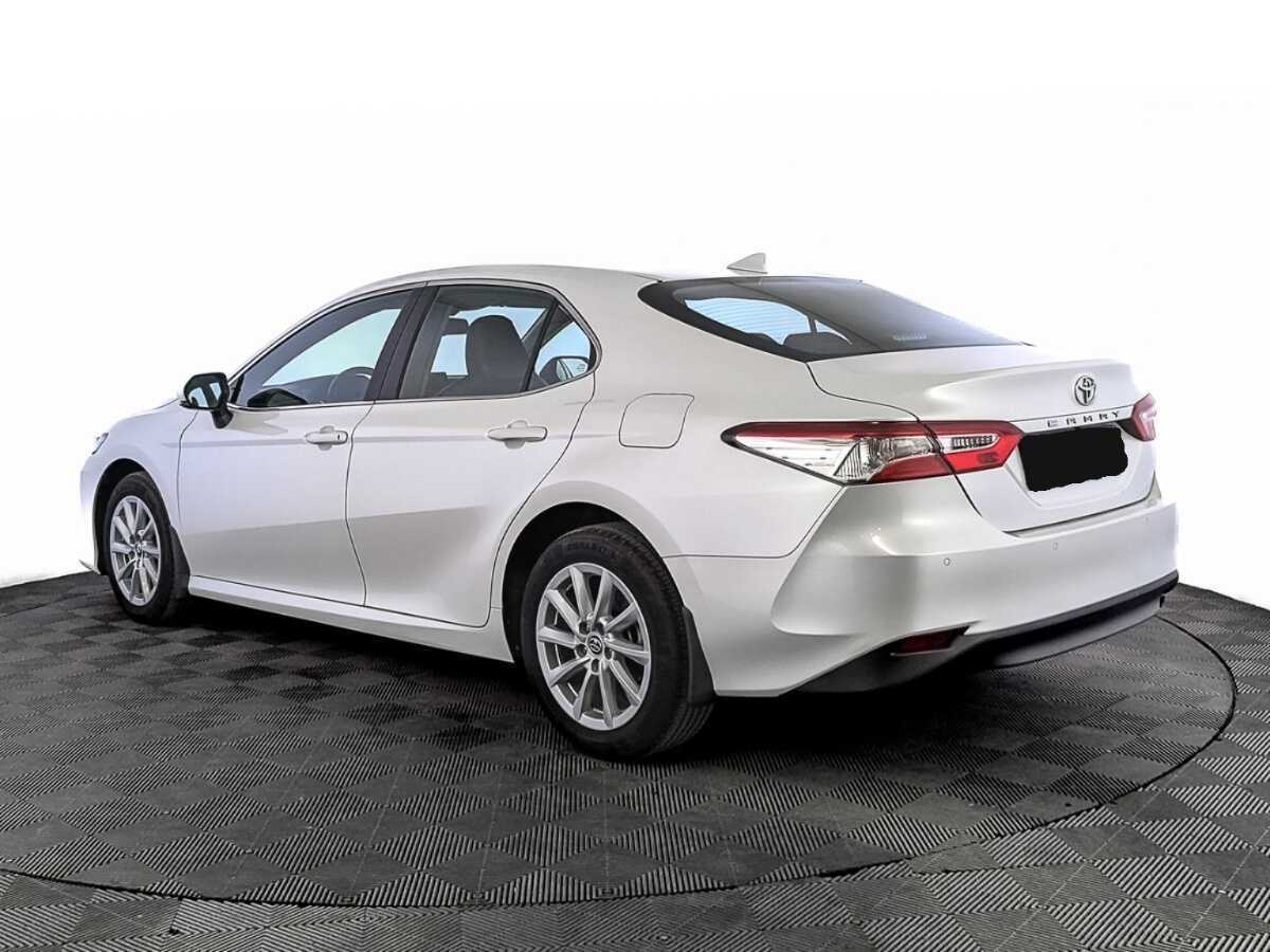 Toyota Camry, 2021 Фото №7