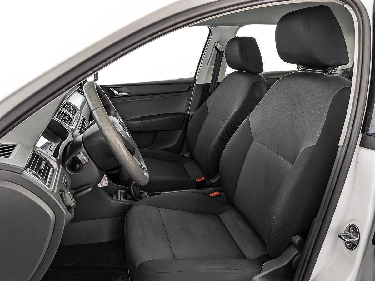 Skoda Rapid, 2017 Фото №18