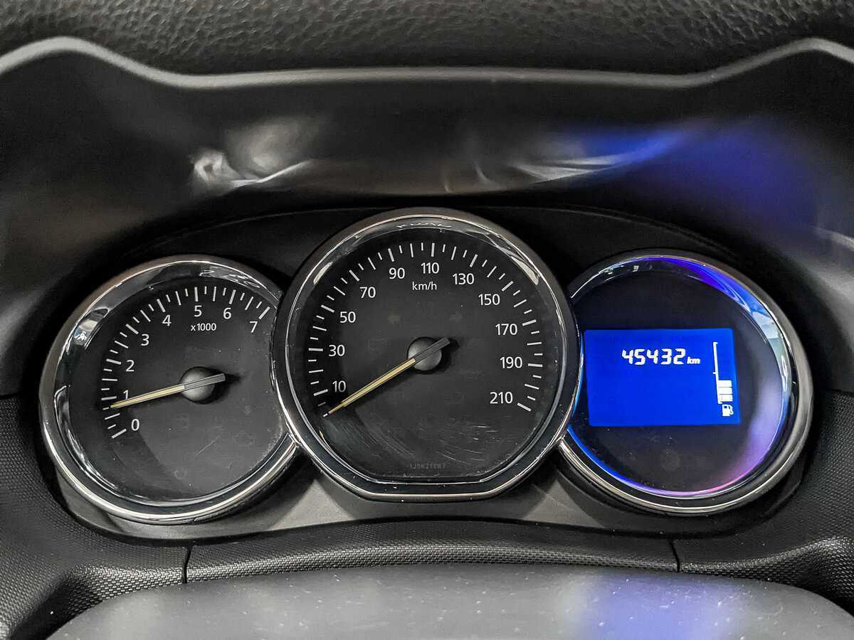 Renault Duster, 2015 Фото №16