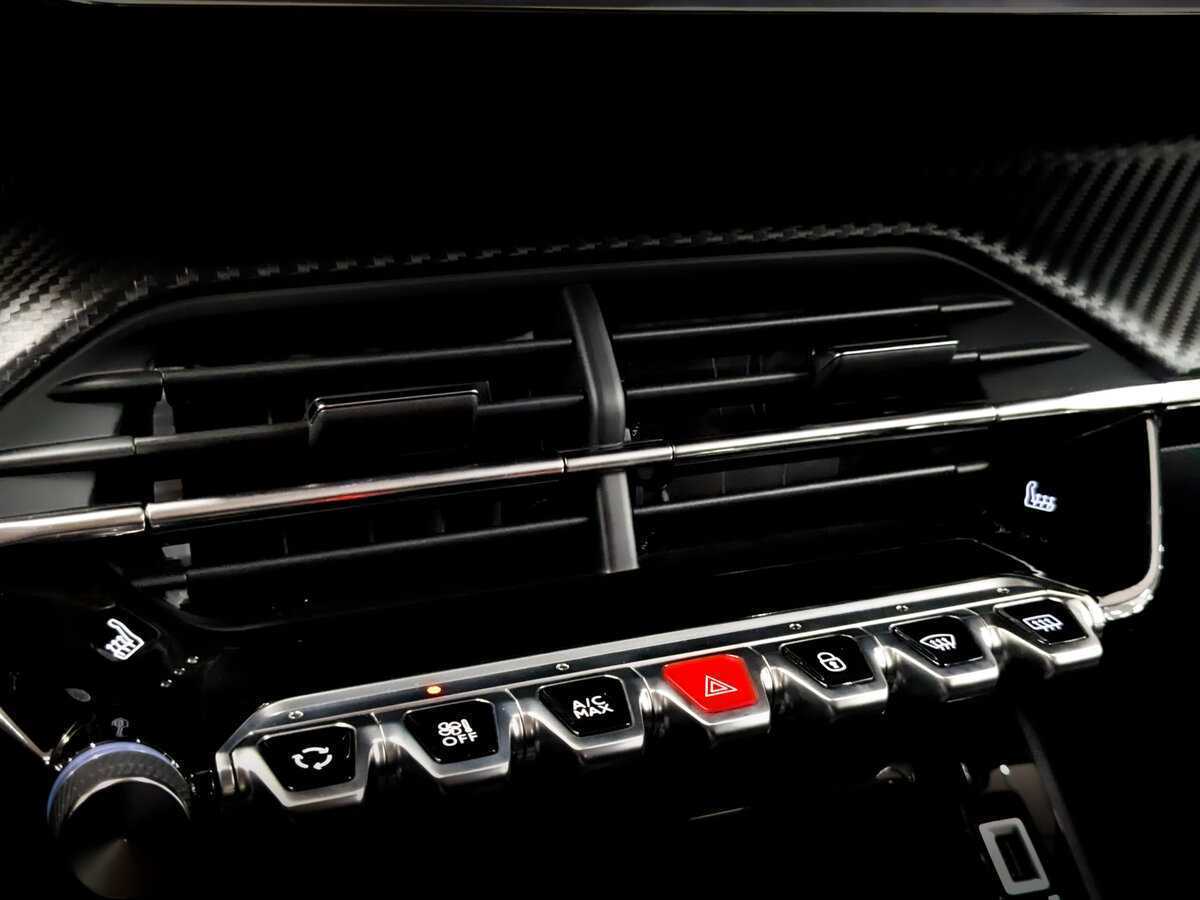 Peugeot 2008 6AT, 2022 Фото №22