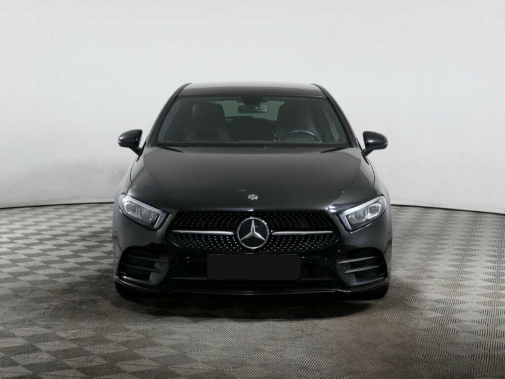 Mercedes-Benz A-Класс 200, 2018 - 60 000 км. | Фото №2