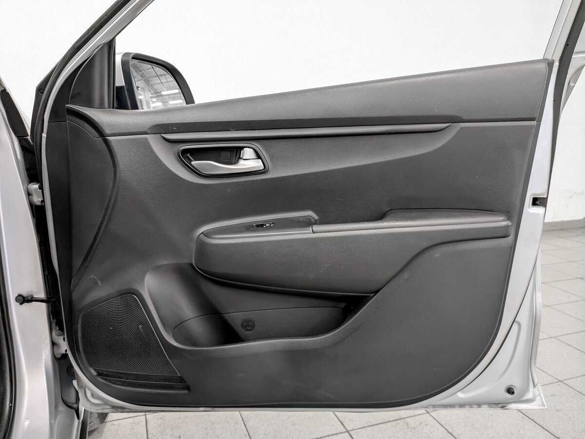 Kia Rio X-Line, 2020 Фото №21