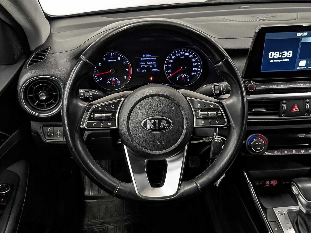 Kia Cerato, 2021 Фото №22