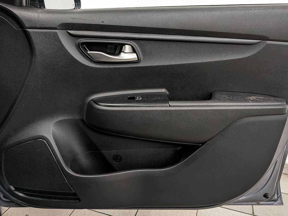 Kia Rio X-Line, 2020 Фото №21