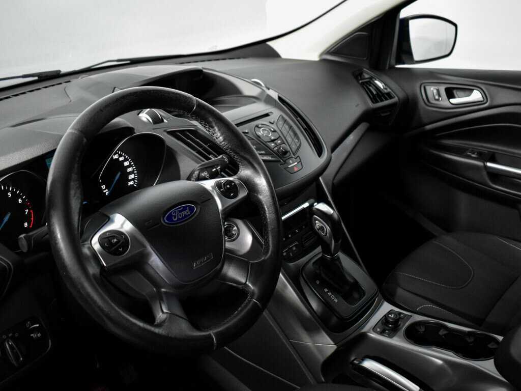 Ford Kuga, 2015 Фото №9