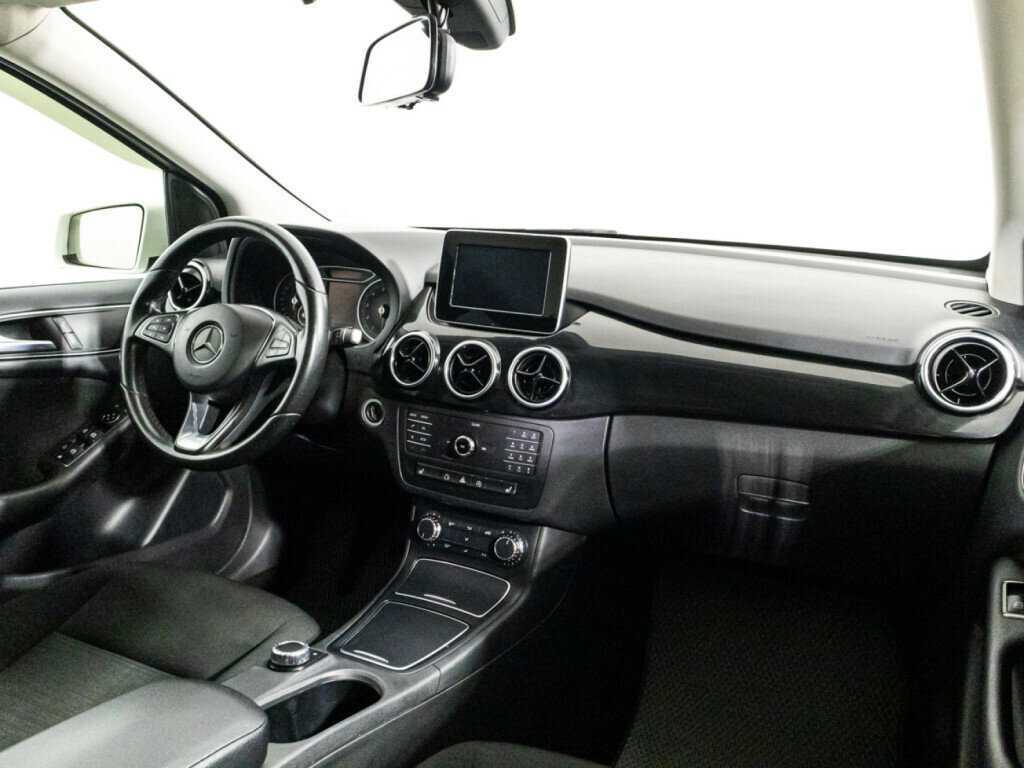Mercedes-Benz B-Класс 180, 2015 Фото №9