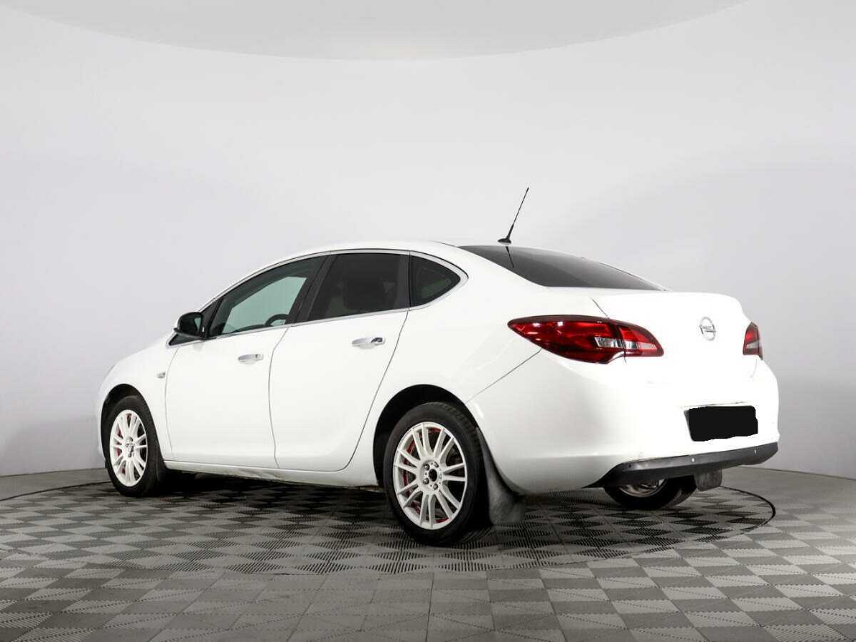 Opel Astra, 2013 - 100 248 км. | Фото №7