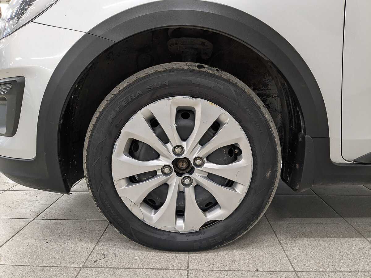 Kia Rio X-Line, 2020 Фото №12