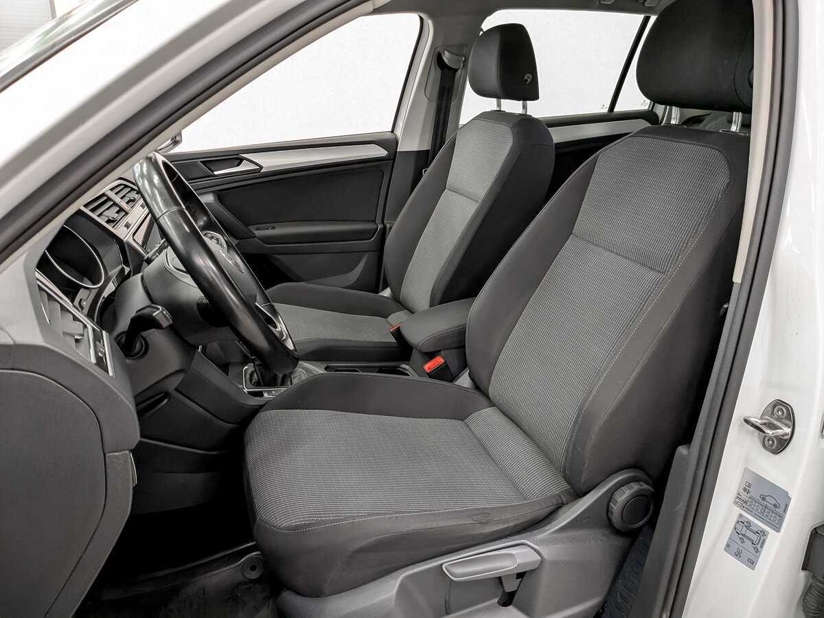 Volkswagen Tiguan, 2021 Фото №20
